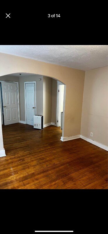 Building Photo - 383 Davis St