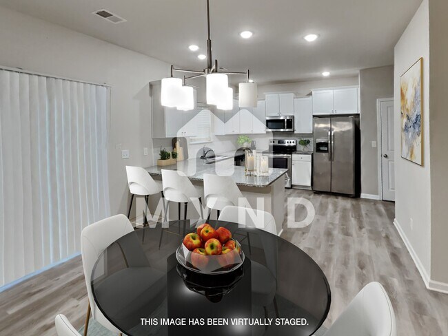 Foto del edificio - 3215 Weaver Ln
