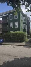 Building Photo - 593 Rimmon St