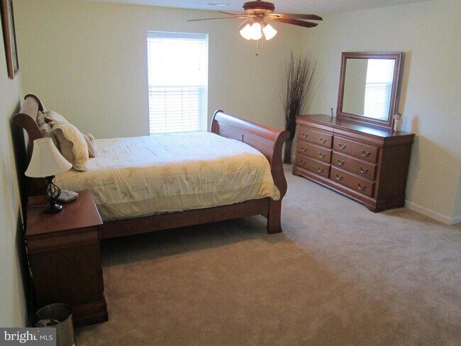 Foto del edificio - 81 Landmark Dr