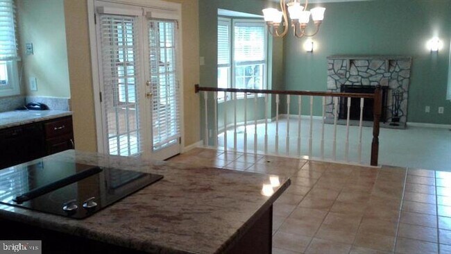 Building Photo - 12625 Thunder Chase Dr