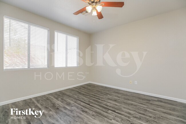 Building Photo - 8125 Starling View Ct