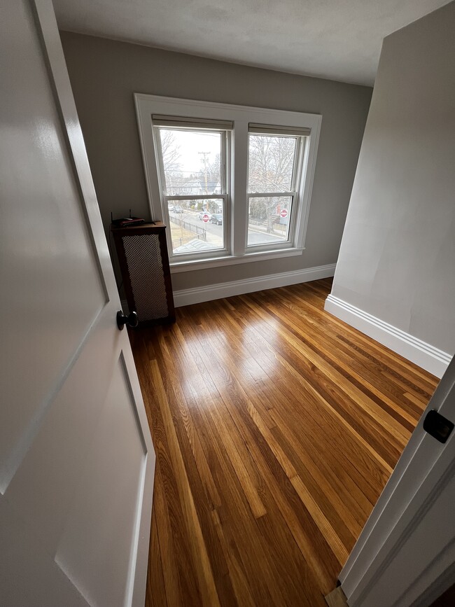 4th bedroom - 207 1st St