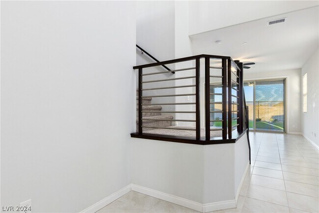 Building Photo - 67 Verde Rosa Dr
