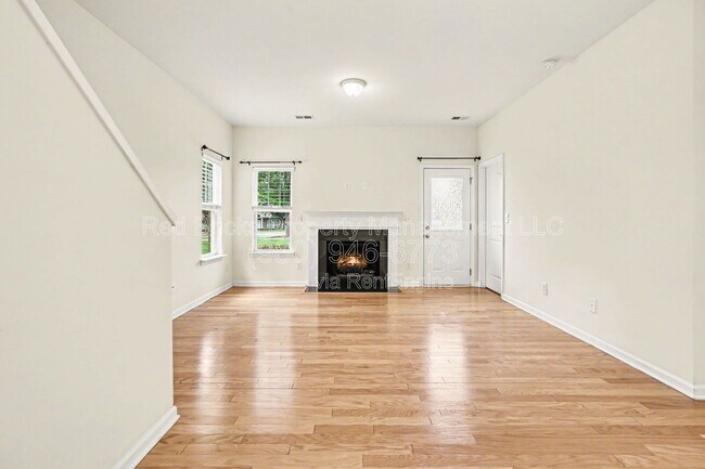 Foto del edificio - 10420 Benfield Rd