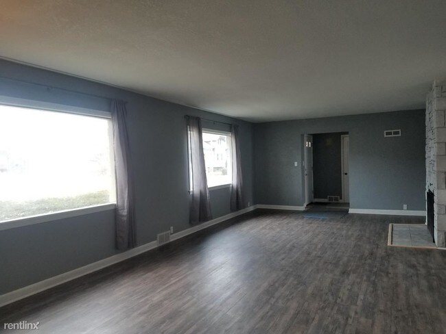 Building Photo - 4335 N Teutonia Ave