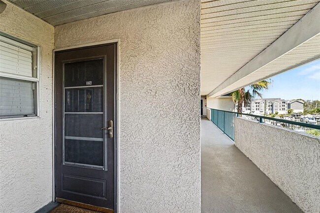 Building Photo - 5567 Sea Forest Dr