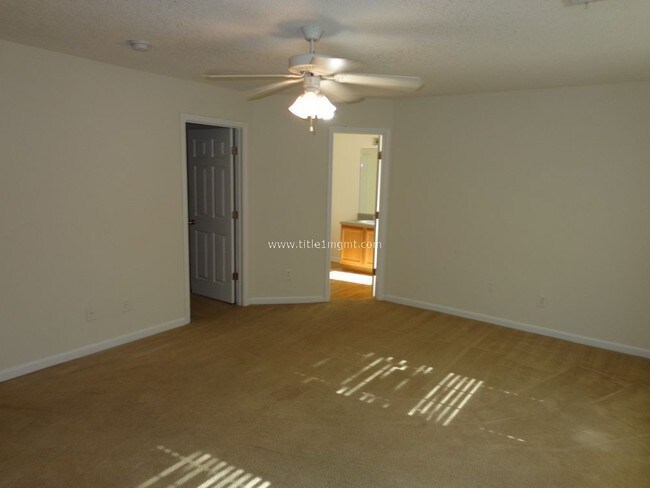 Foto del edificio - 5171 Hanover St