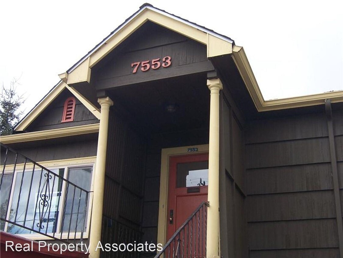 Primary Photo - 2 br, 1 bath House - 7553A 15th Ave NW
