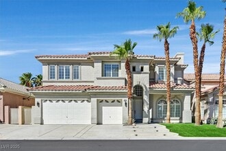 Building Photo - 8864 La Manga Ave