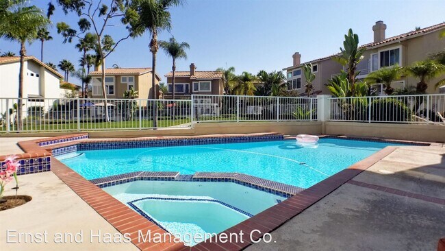 Building Photo - 4 br, 3 bath House - 318 Blue Cavern Pt.