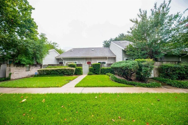Foto del edificio - 12916 Wirevine Ln