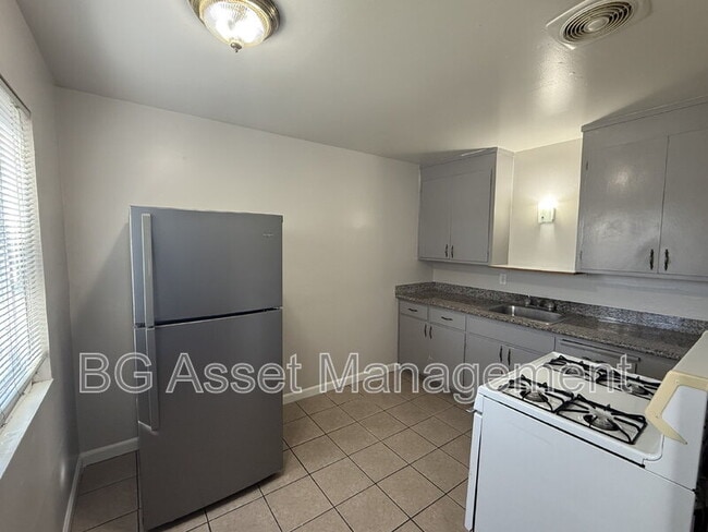 Building Photo - 922 Carlson Blvd