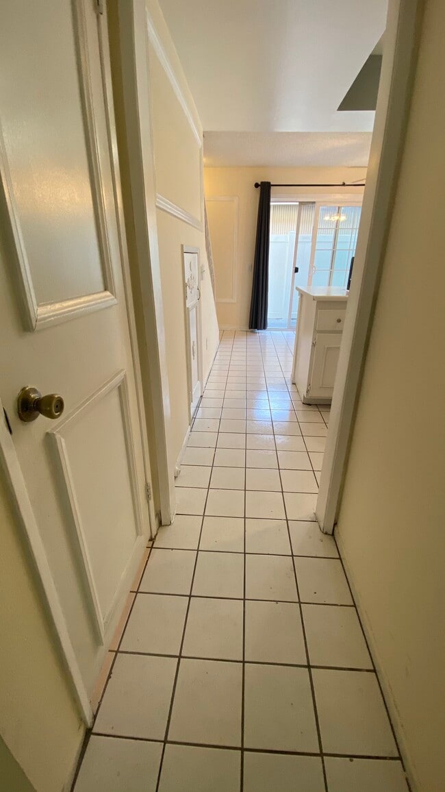 way to kitchen - 10065 De Soto Ave