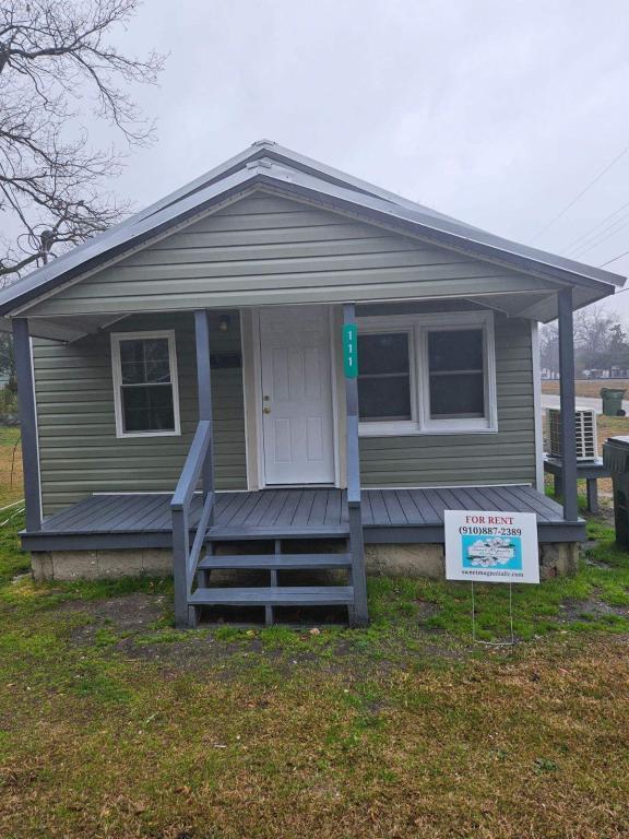 Primary Photo - 111 E Central St