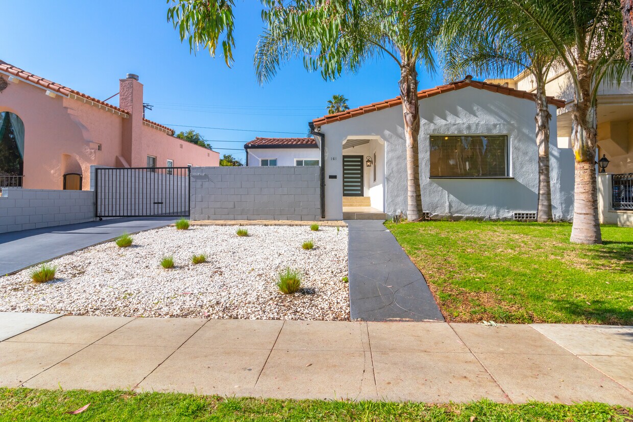 Foto principal - 161 N Willaman Dr