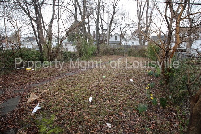 Building Photo - 1835 Osage Ave