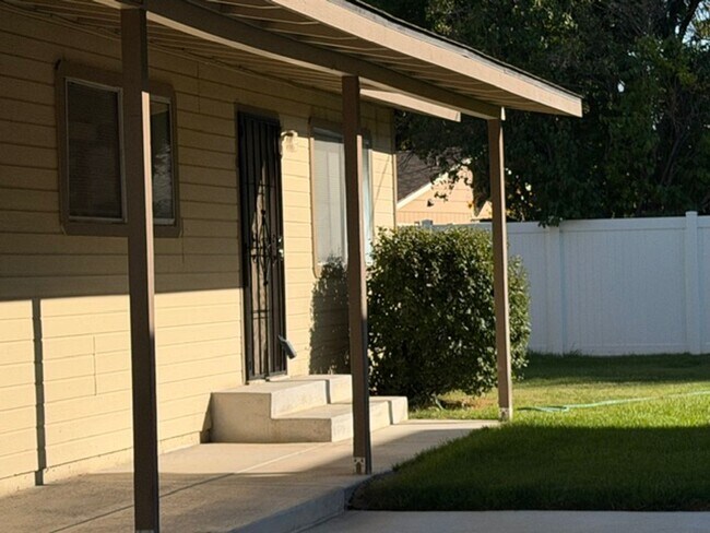 Foto del edificio - 1534-1534 County Rd