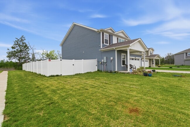 Building Photo - 2210 Cancellara Ct