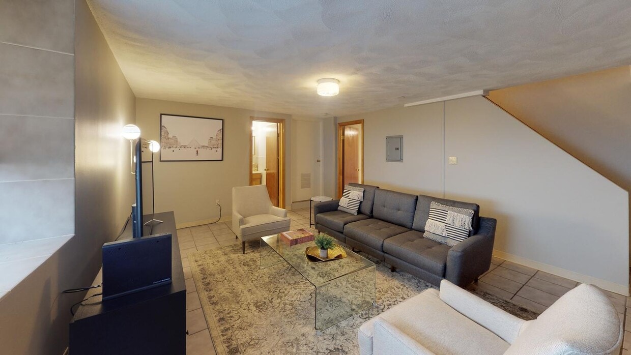 Photo - Room in 4 Bedroom Apartment at 197 Summer St