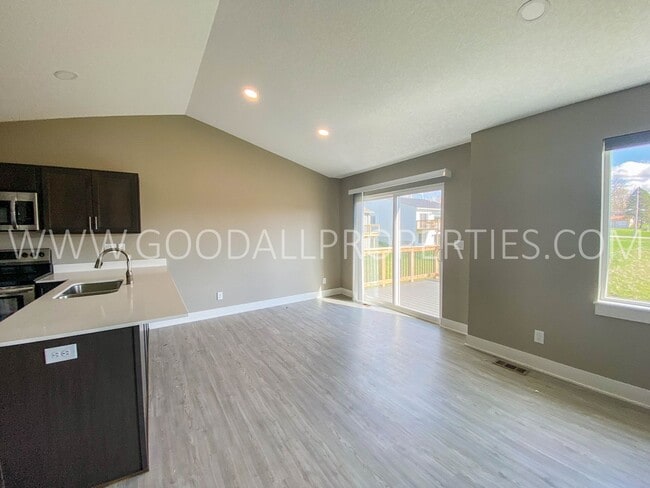 Building Photo - 4-Bedroom Walkout Ranch Home in De Soto with Finished Basement & Attached 2-Car Garage