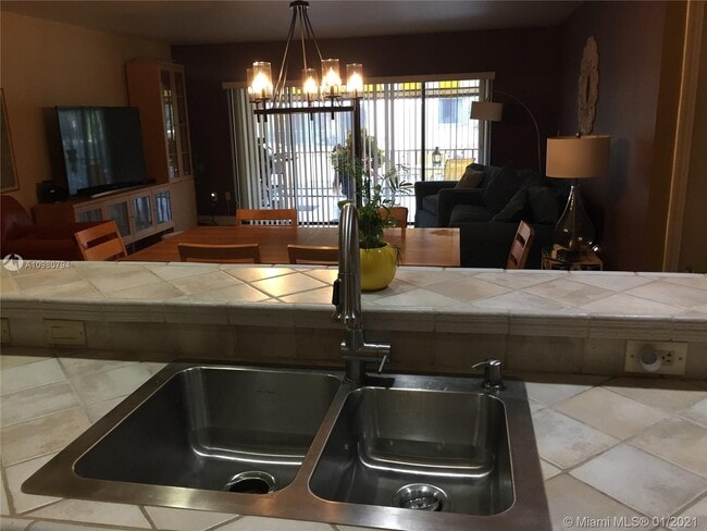 Building Photo - 7294 Bedlington Rd