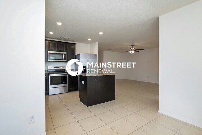 Foto del edificio - 3 Bedroom Pet-Friendly Home in Dundee, FL with Main Street Renewal