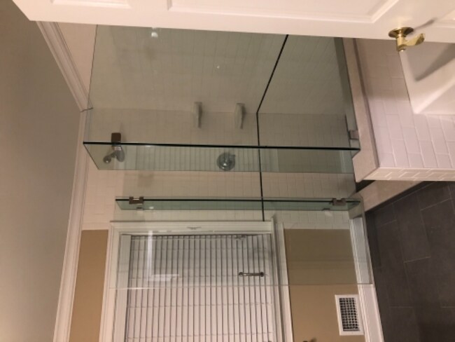 Foto del edificio - 175 The Meadows