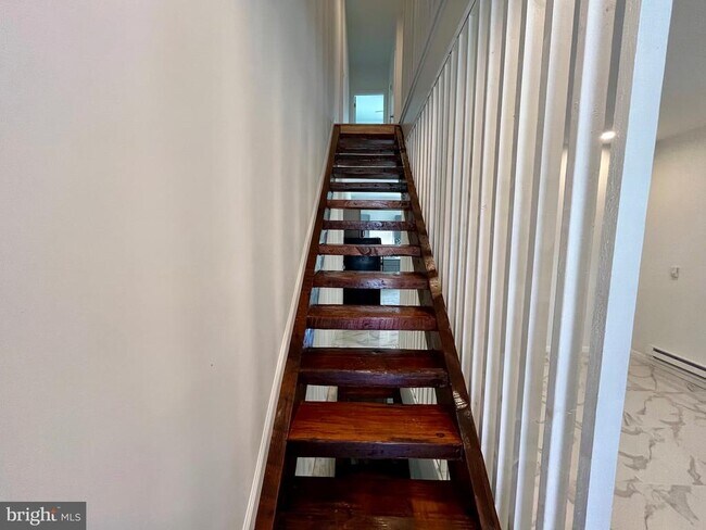 Foto del edificio - 3325 N Sydenham St