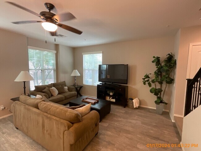 Building Photo - 4761 E Portola Valley Dr