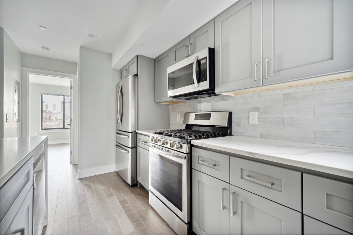 Foto principal - 3834 Baring St