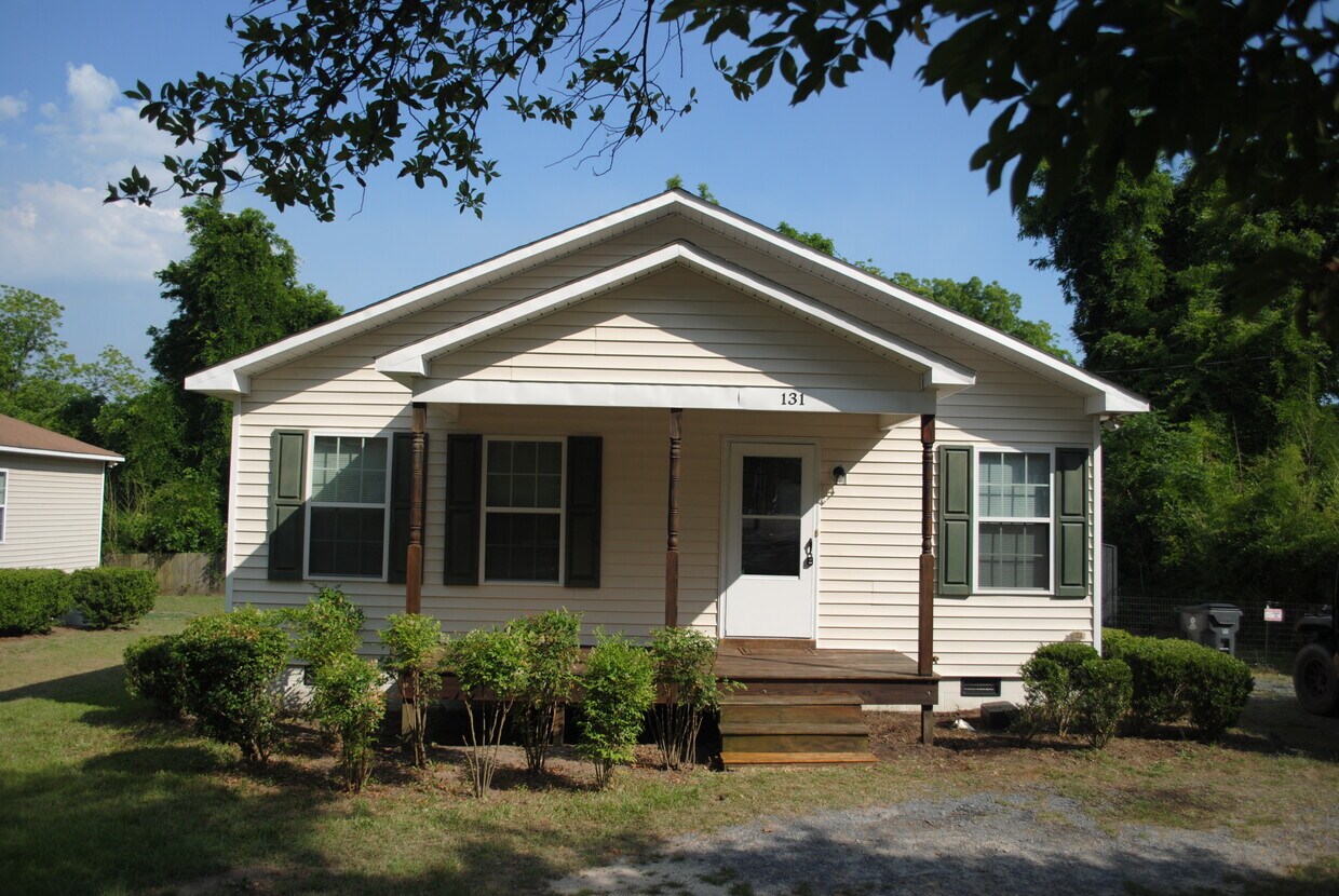 131 N Hardin St, Southern Pines, NC 28387 House Rental in Southern Pines, NC