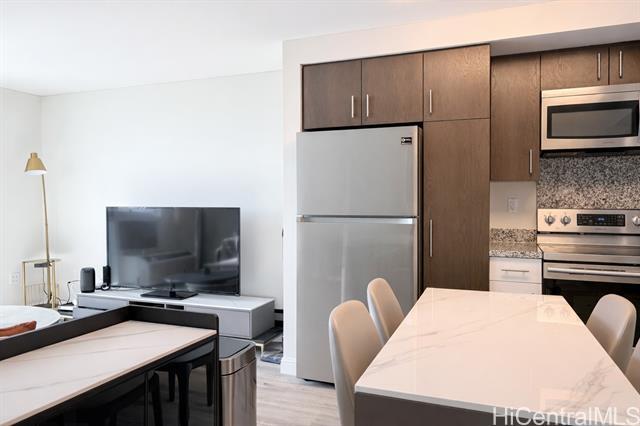 Building Photo - 988 Halekauwila St