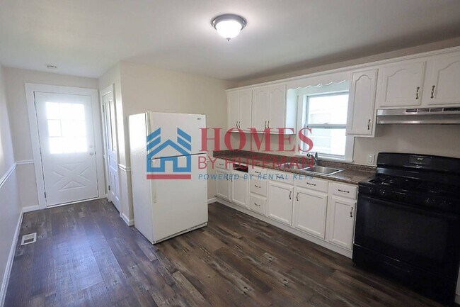 Foto del edificio - Two Bedroom House | Move in Ready