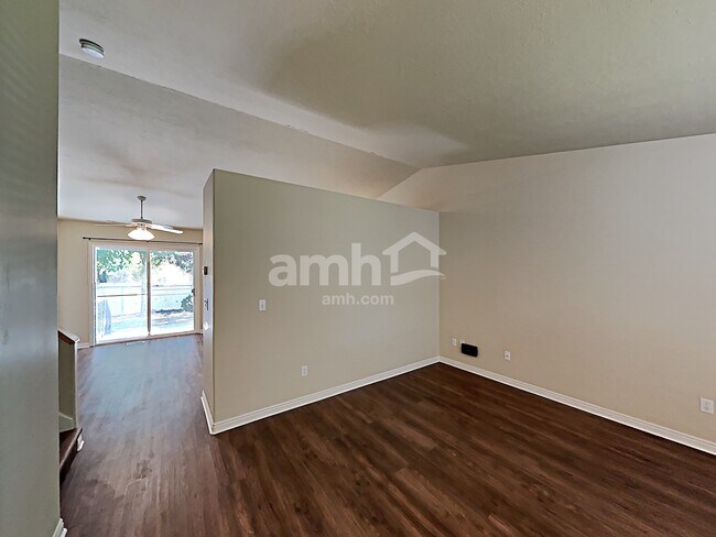 Building Photo - 1352 N 100 W