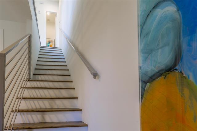Foto del edificio - 4545 Bowser Ave