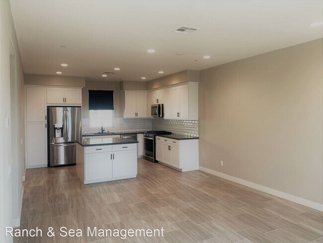 Building Photo - 2 br, 2.5 bath House - 4348 Nautilus Way #3