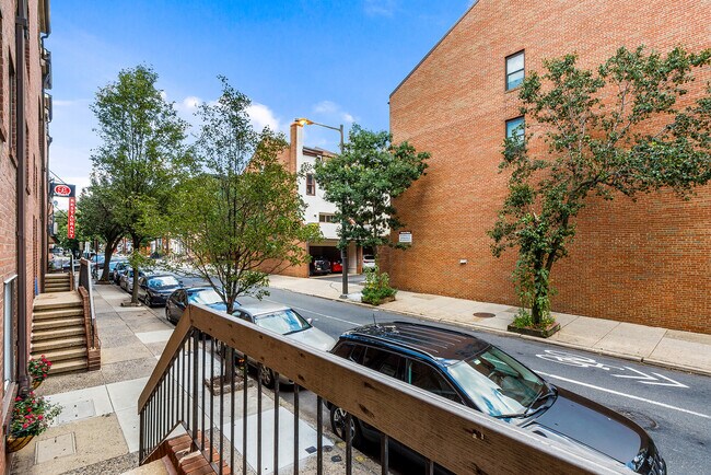 Foto del edificio - 100 N 21st St