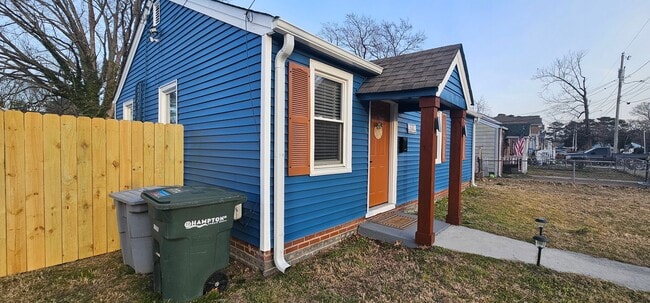 Building Photo - 640 Homestead Ave