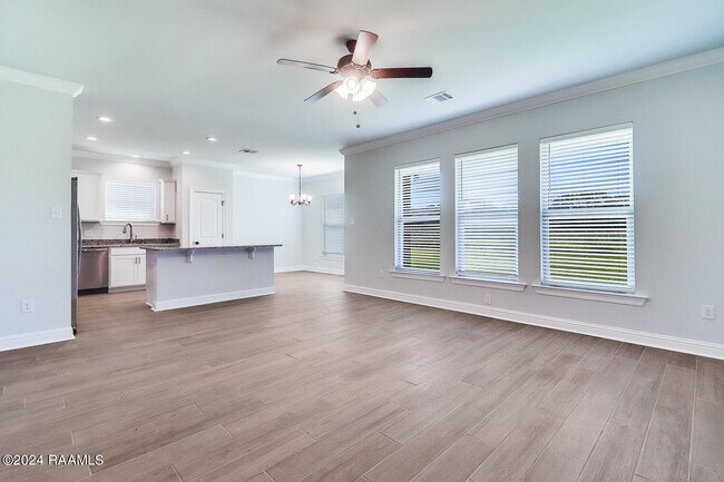 Building Photo - 109 Rose Of Sharon Ln