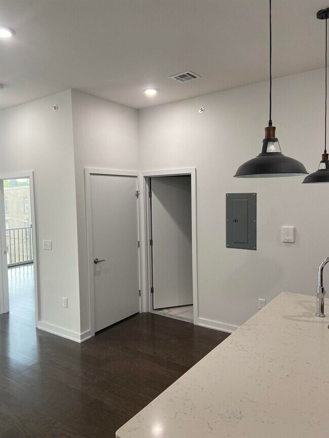 Foto del edificio - 275 BROADWAY