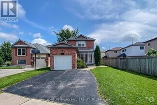 Building Photo - 2049 Blue Ridge Crescent