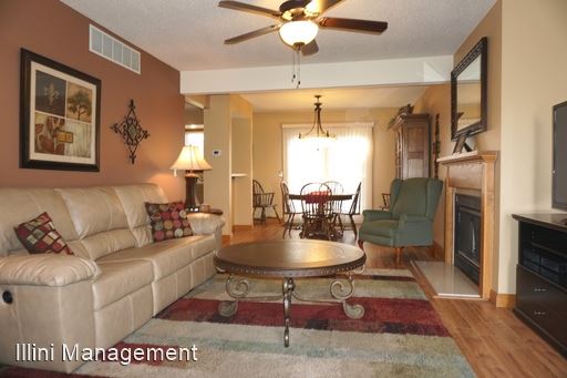 Foto principal - 2915 Sierra Dr