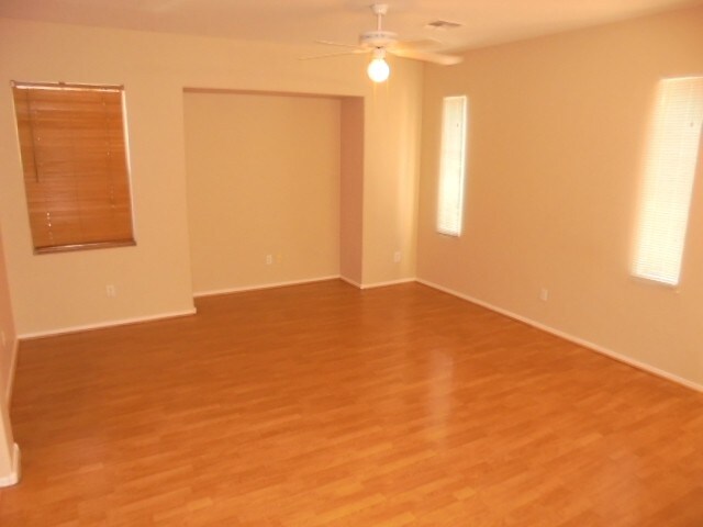 Foto del edificio - 22031 N 30th Ln