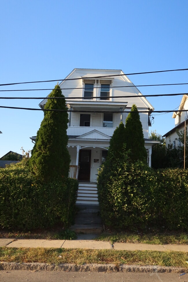 Foto del edificio - 16 Benton St