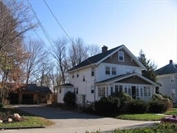 Foto principal - 52 Wyman Rd