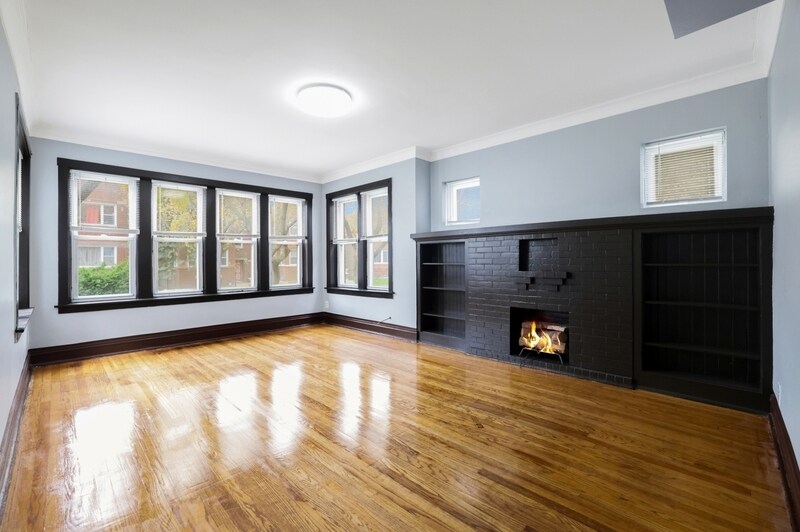 Primary Photo - 8243 S Sangamon St