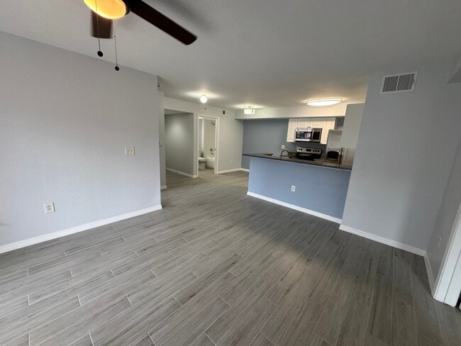 Foto del edificio - 141 SW Palm Dr