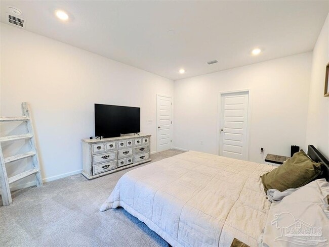 Building Photo - 6622 Sun Tree Cir