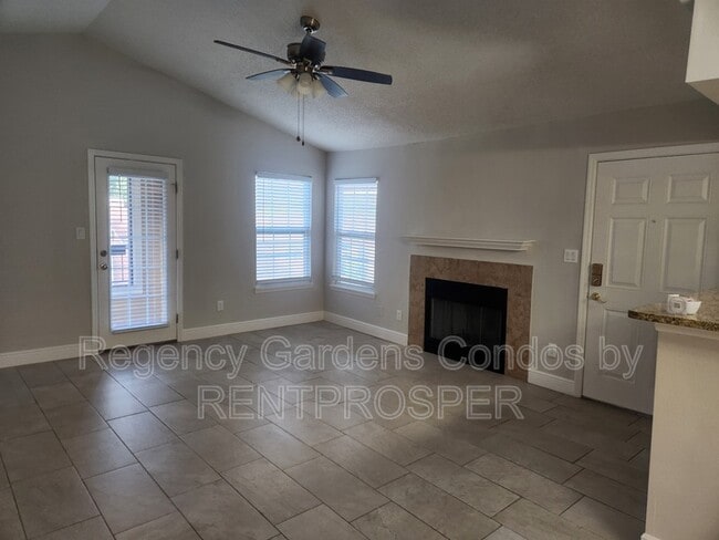 Building Photo - 5600 Devonbriar Way